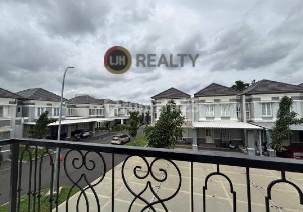 Rumah Grand Wisata 2 Lantai Siap Huni, Posisi Hook, 4+1 Kamar Tidur, Luas Tanah 240m2, Fasilitas Club House, Kolam Renang, 200m dari Mall Living World, Akses Langsung Tol Tambun Grand Wisata Bekasi 2