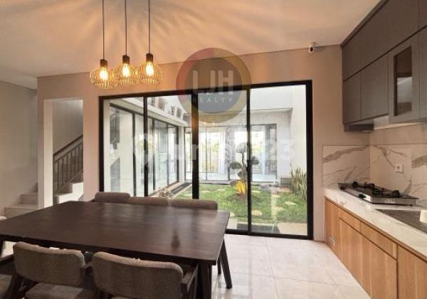 Rumah Grand Wisata 2 Lantai Kamar 4+1 Full Furnished Siap Huni View Danau, Akses Langsung Tol Tambun Grand Wisata Bekasi Rumah Grand Wisata 2 Lantai Kamar 4+1 Full Furnished Siap Huni View Danau, Akses Langsung Tol Tambun Grand Wisata Bekasi