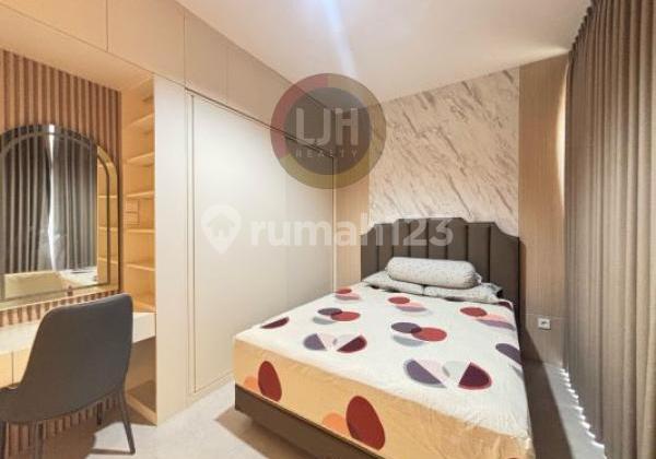 Grand Wisata 3-Story House, 3 Bedrooms, Fully Furnished Ready to Live In, Eligible for Mortgage, 700m from Mall, Direct Access to Tambun Toll Road Grand Wisata Bekasi. 2