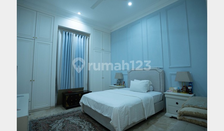 "Quick Sale Cheap Beautiful Well-Maintained House in Kemang Location" 2