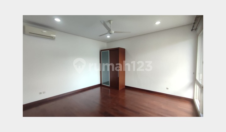 Disewa Rumah Mewah Lokasi Prima Pondok Indah 2