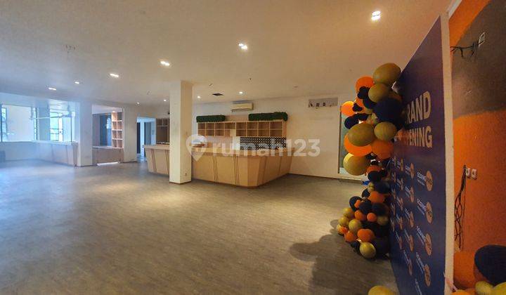 Disewa Cepat Ruang Usaha Lantai 2 Lokasi Ramai Pondok Indah 1
