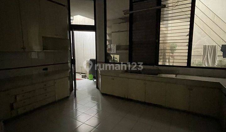 Dijual Murah Rumah Classic Style Lokasi Permata Hijau 2