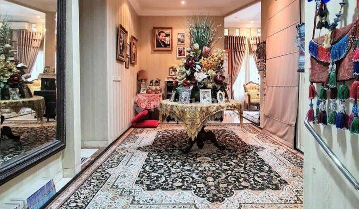 Dijual Rumah Mewah Lokasi Elite Kebayoran Lama