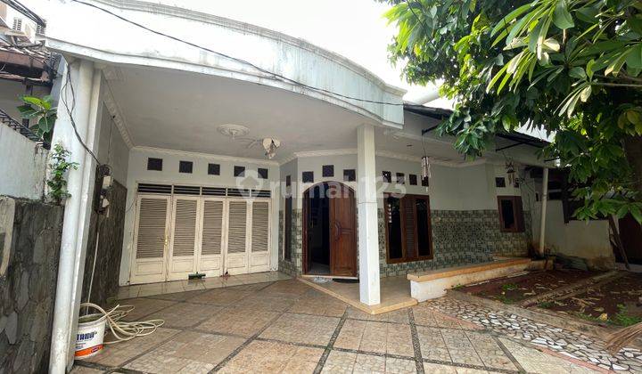 Dijual Rumah Klasik Lokasi Premium Kebayoran Baru 1