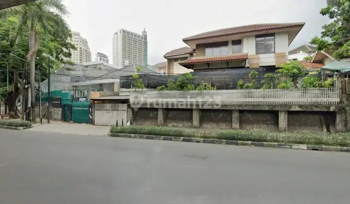 Dijual Rumah Tua Hitung Tanah Kyai Maja Kebayoran 1