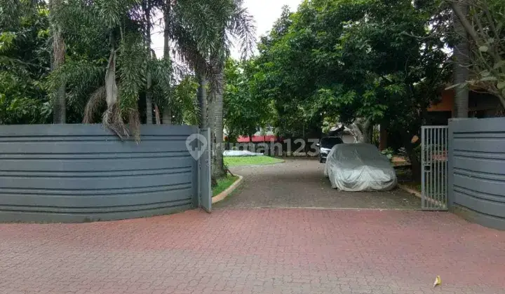 Dijual Murah Rumah Tua Hitung Tanah Pejaten 1