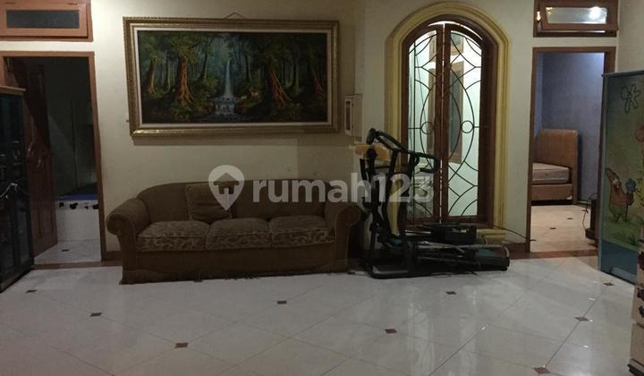 For Sale Cheap Well-Maintained House in Eramas 2000 Complex, Cakung