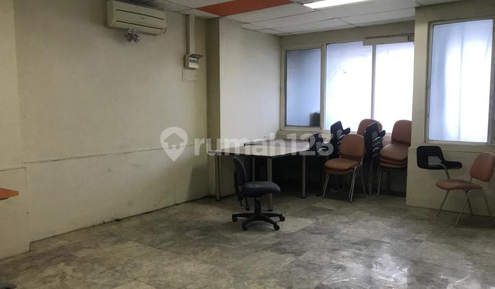 For Quick Rent 3-Story Shop House on Panglima Polim For Quick Rent 3-Story Shop House on Panglima Polim