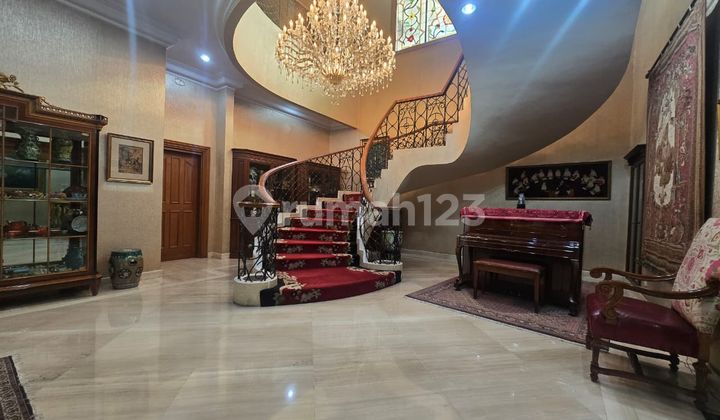 Dijual Rumah Mewah Exclusive Simprug Golf Tanah Kotak