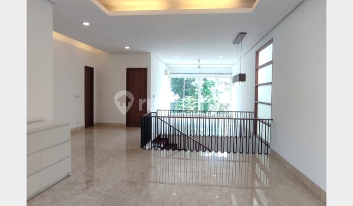 Disewa Rumah Mewah Lokasi Prima Pondok Indah
