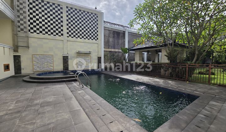 kolam renang dijual murah rumah cantik bukit