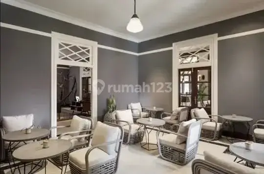 Dijual Rumah Bersejarah Lokasi Premium Kemang 2