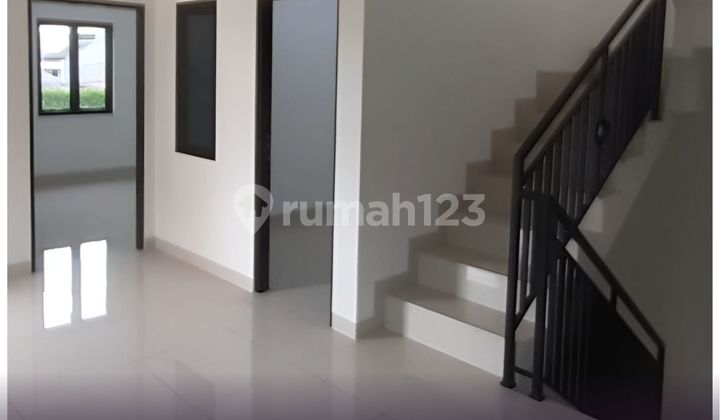 New 3-Story House for Sale in Duri Kepa, Kebon Jeruk - West Jakarta 2