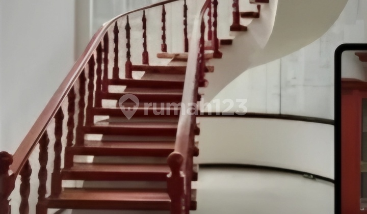 Dijual Rumah 2 Lantai Kopkamtib Joglo Shm Semifurnish 2