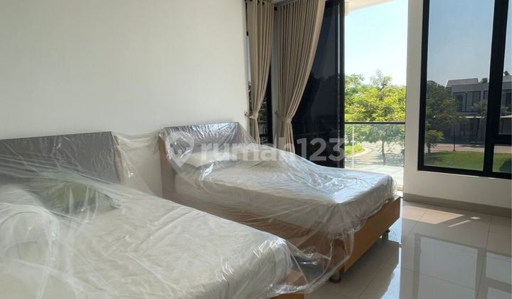 Dijual Rumah Hook 2 Lantai di Pantai Indah Kapuk Ii - Jakarta Utara 2