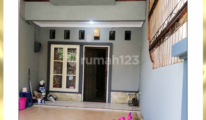 For Rent 2.5 Story House Taman Palem Lestari Semi-furnished Ready to Occupy For Rent 2.5 Story House Taman Palem Lestari Semi-furnished Ready to Occupy