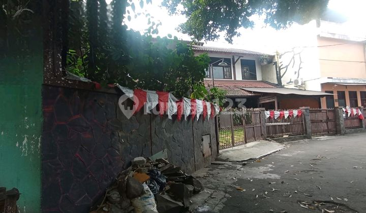 Dijual Rumah Kost 2 Lantai di Pengadegan Pancoran - Jakarta Selatan