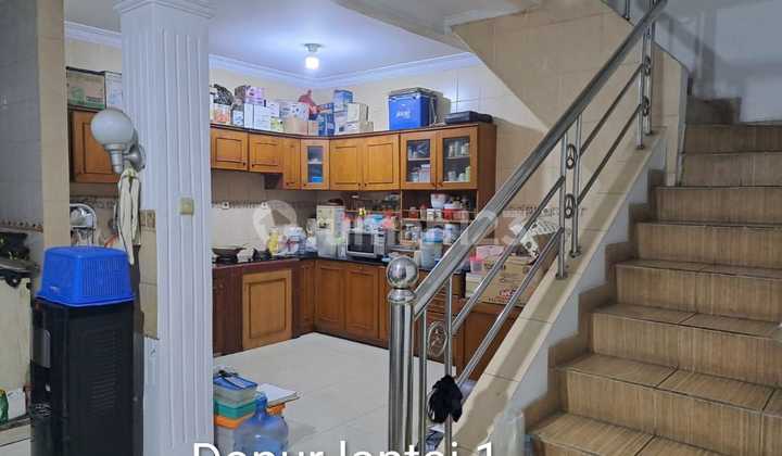 Dijual Rumah 3 Lantai di Kosambi SHM Cengkareng - Jakarta Barat 2