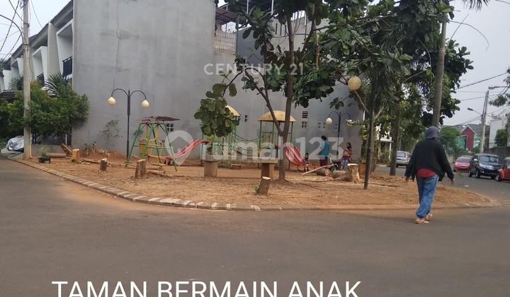 Dijual Rumah 2Lt Dlm Cluster Masih Ada Halaman Belakang 2