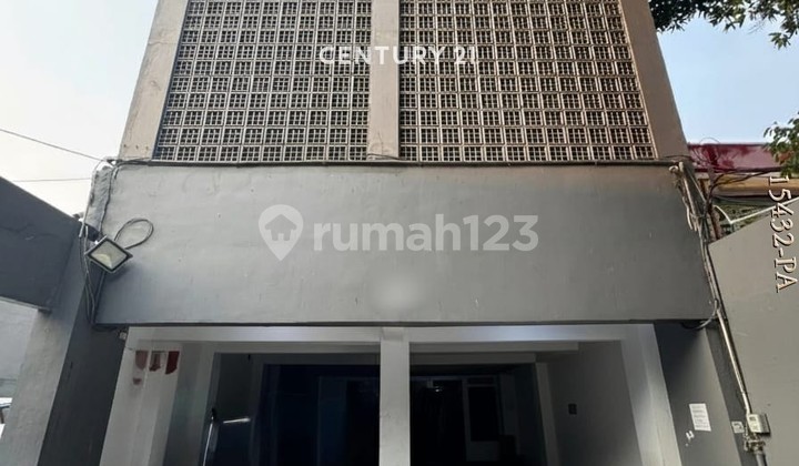For Sale Exclusive Fully Occupied Boarding House in Kebayoran Baru, South Jakarta