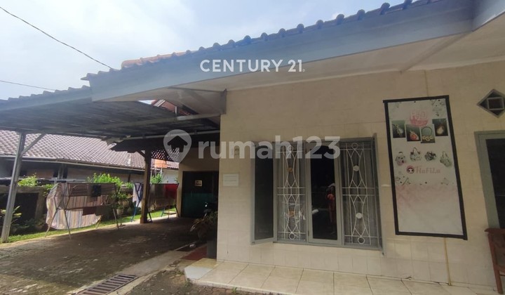 For Sale: Villa-like Asrinyaman House in Arco Sawangan Complex 2