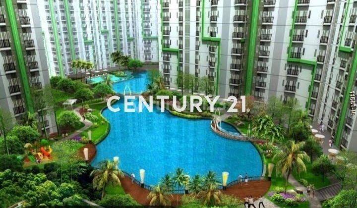 Green Lake View Type Studio Full Furnished View Swimming Pool 2