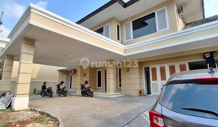 Rumah Siap Huni Ada Kolam renang Di Pondok Indah 1