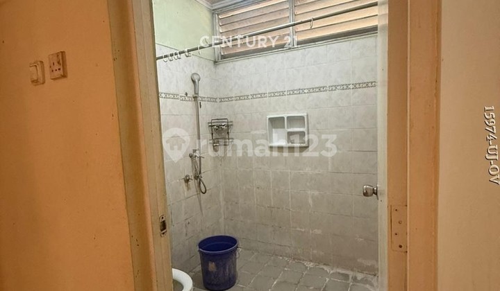 For Sale House Near Bintaro Mall in Camar Bintaro Sector 3 2