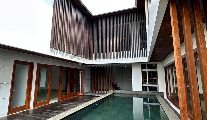 Rumah Brandnew Mewah Tropical Modern Strategis Di Pondok Indah  2