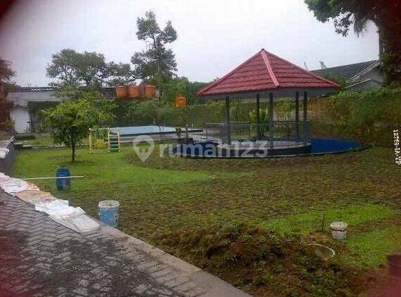 Dijual Villa Lokasi Strategis Dekat Jalan Raya Cipayung Megamendu 2