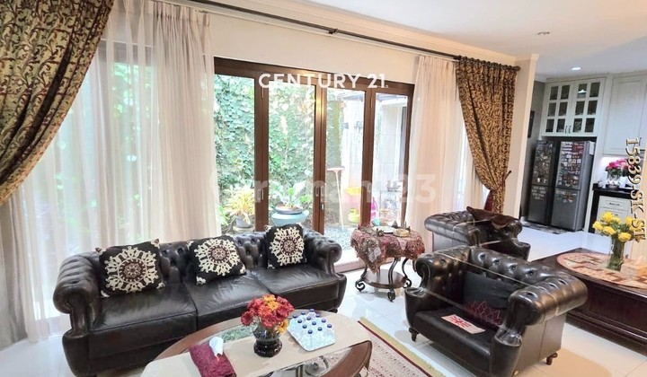 Dijual Rumah Hommy dan Rapi di Discovery Bintaro 2