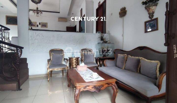 Dijual Rumah 3 Lantai Di Gandaria Cilandak 1