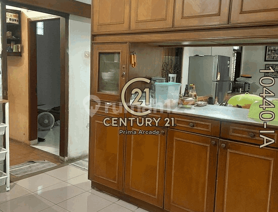 Rumah di Kota Bandung Luas Siap Huni Rapi Ada Halaman Depan 2