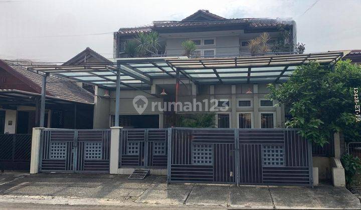 Rumah Cantik Siap Huni Ada Taman Di Belakang Di Sektor 3 Bintaro 1