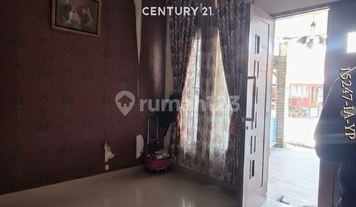 For Sale House In Alam Sutera With Shop Space For Business 2