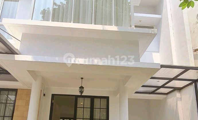 For Rent Ready-to-Live House in Discovery Cluster Bintaro Sector 9 in Bintaro For Rent Ready-to-Live House in Discovery Cluster Bintaro Sector 9 in Bintaro
