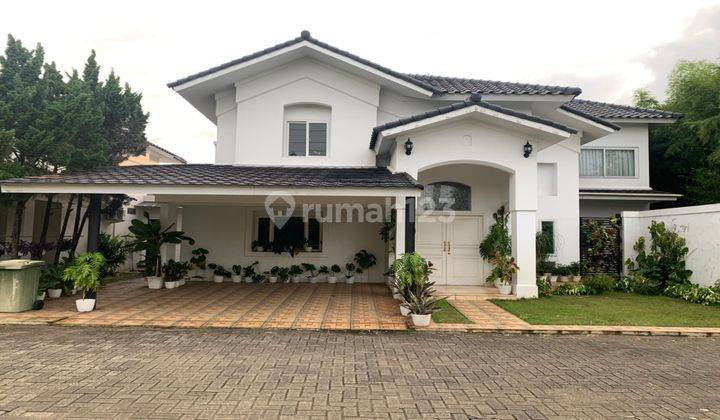 Hot Sale Rumah Hommy Ada Swimmingpool Di Ciputat Timur  1