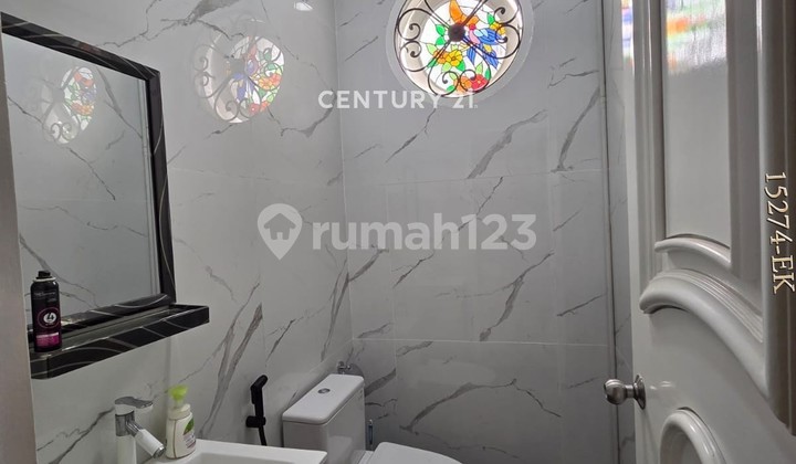 House For Sale in Senayan Bintaro Jaya Sector 9 2