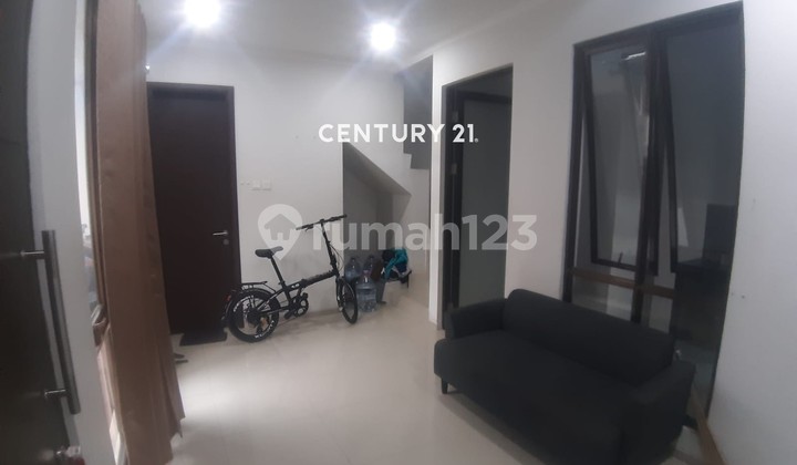 Dijual Rumah Minimalis Dalam Cluster Linea Graha Raya Bintaro 2