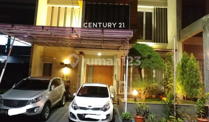 For Sale Fully Furnished Ready-to-Occupy House in Kencana Loka Cluster Bsd