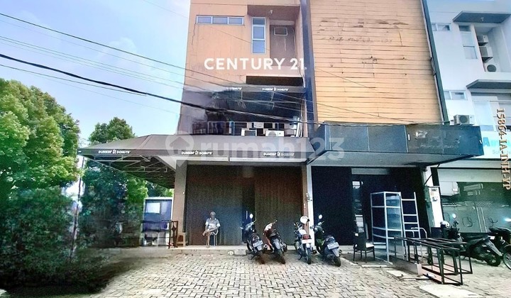 For Rent: Former Dunkin' Donuts Shop in Pesanggrahan Area