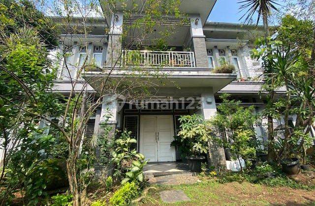 Di Jual Melalui Lelang Rumah Mewah Bagus Nyaman 1