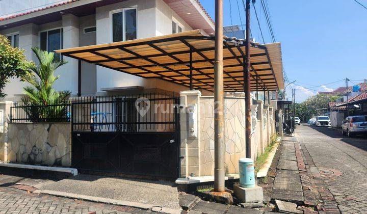 Di Jual Melalui Lelang Rumah Mewah Bagus 2