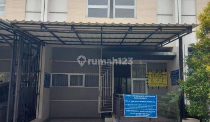 Rumah cantik minimalis siap huni di jual melalui lelang bank 1