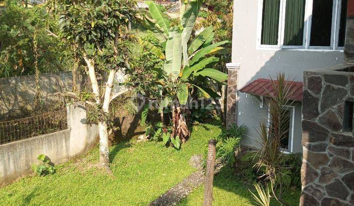 Rumah villa cantik minimalis siap huni di puncak Bogor  1