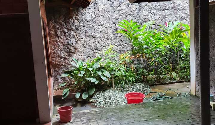 Dijual Rumah di Jalan Boulevard Intercon 450m, 15x30  2