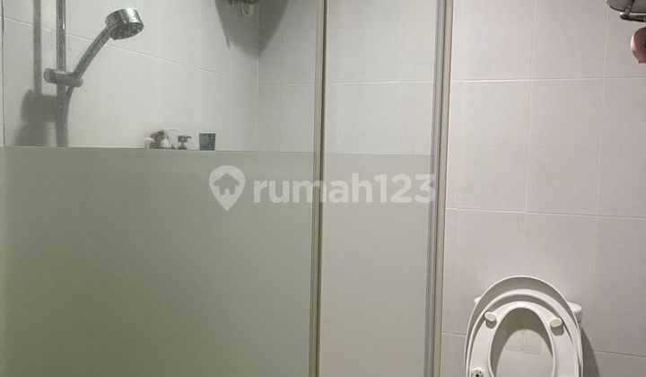 House in Taman Kebon Jeruk, 4 BR, Near Mall 2