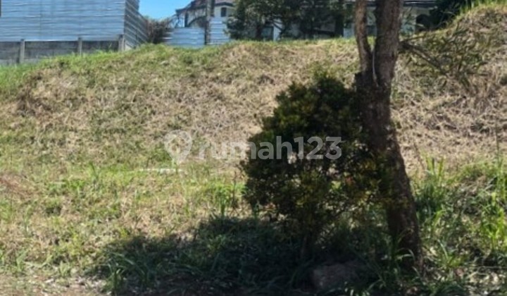 Kavling Siap Bangun di Setraduta Bentuk Kotak Tidak Naik Turun