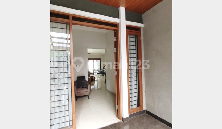 Nice Ready-to-Live House in Batununggal Indah